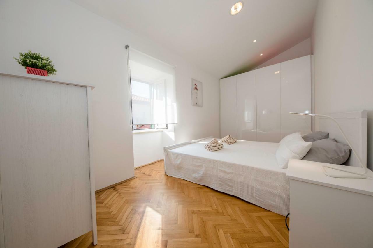Villa Santino Rab Town Exteriör bild